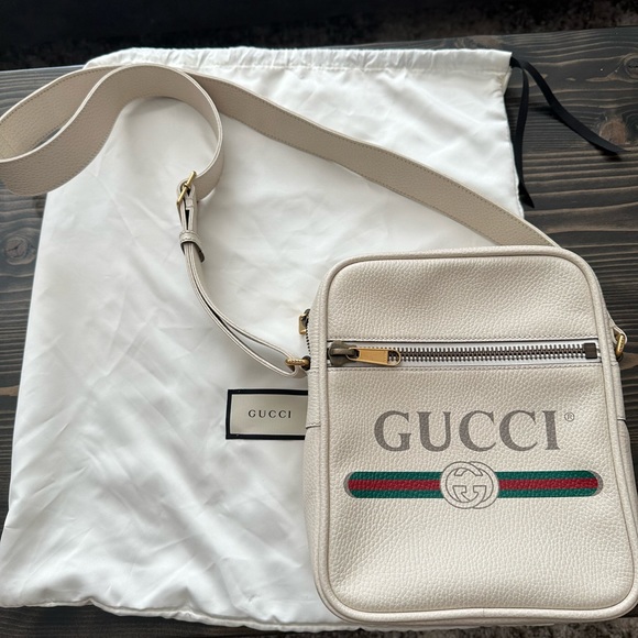 Gucci cross body bag - Picture 4 of 4